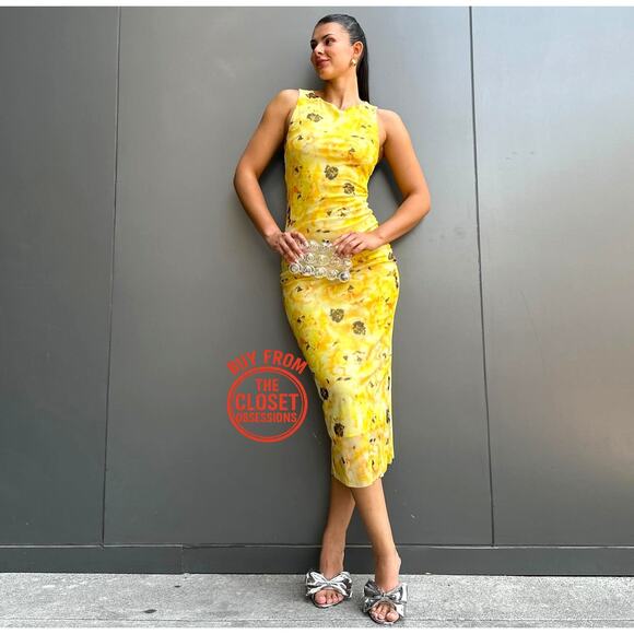 RARE!!! ZARA BLOGGER FAVE!!! Fitted Midi Dress NWT - Picture 9 of 16